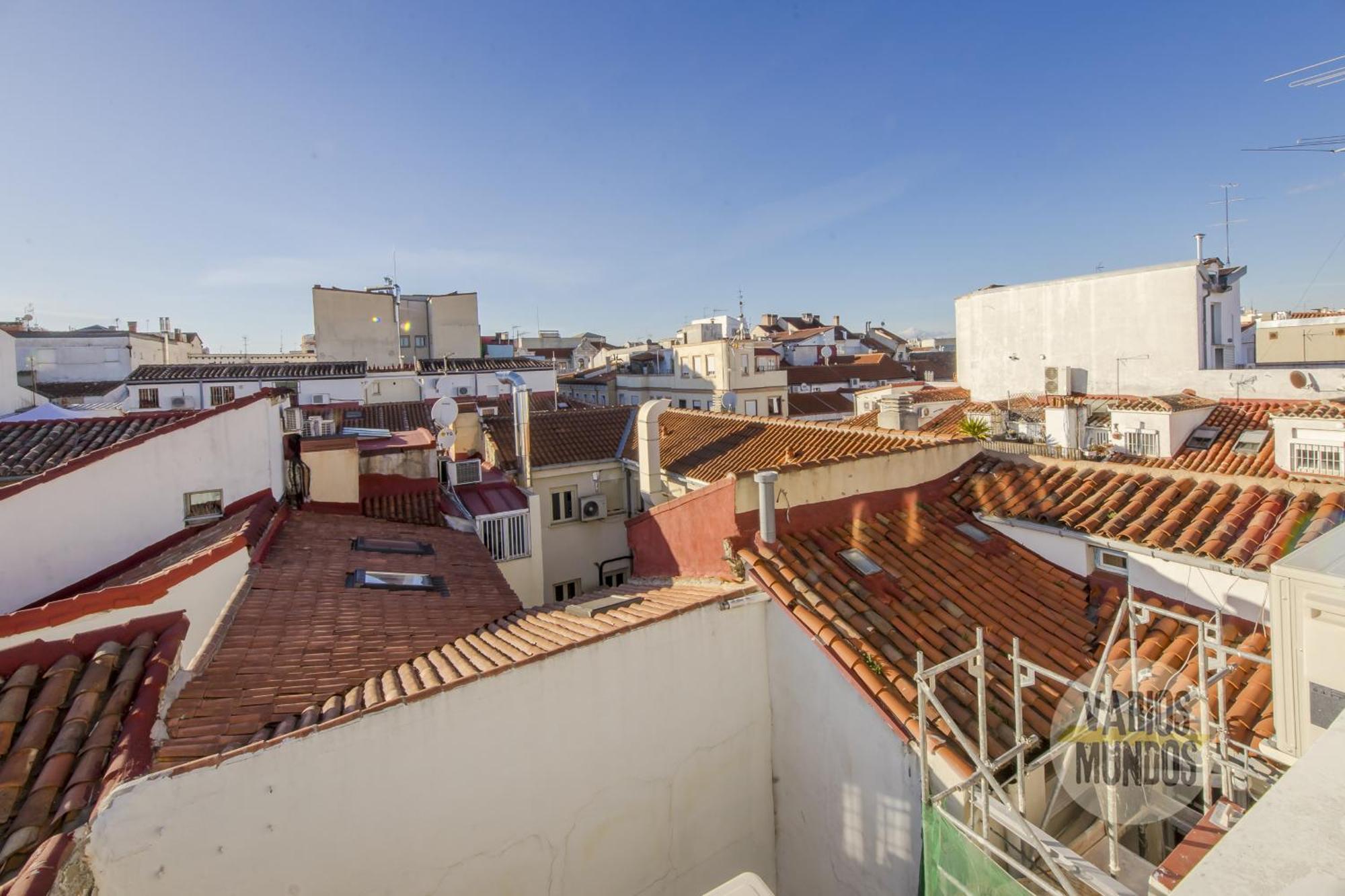 Sunny 3pax En Plena Plaza De Chueca * Madri